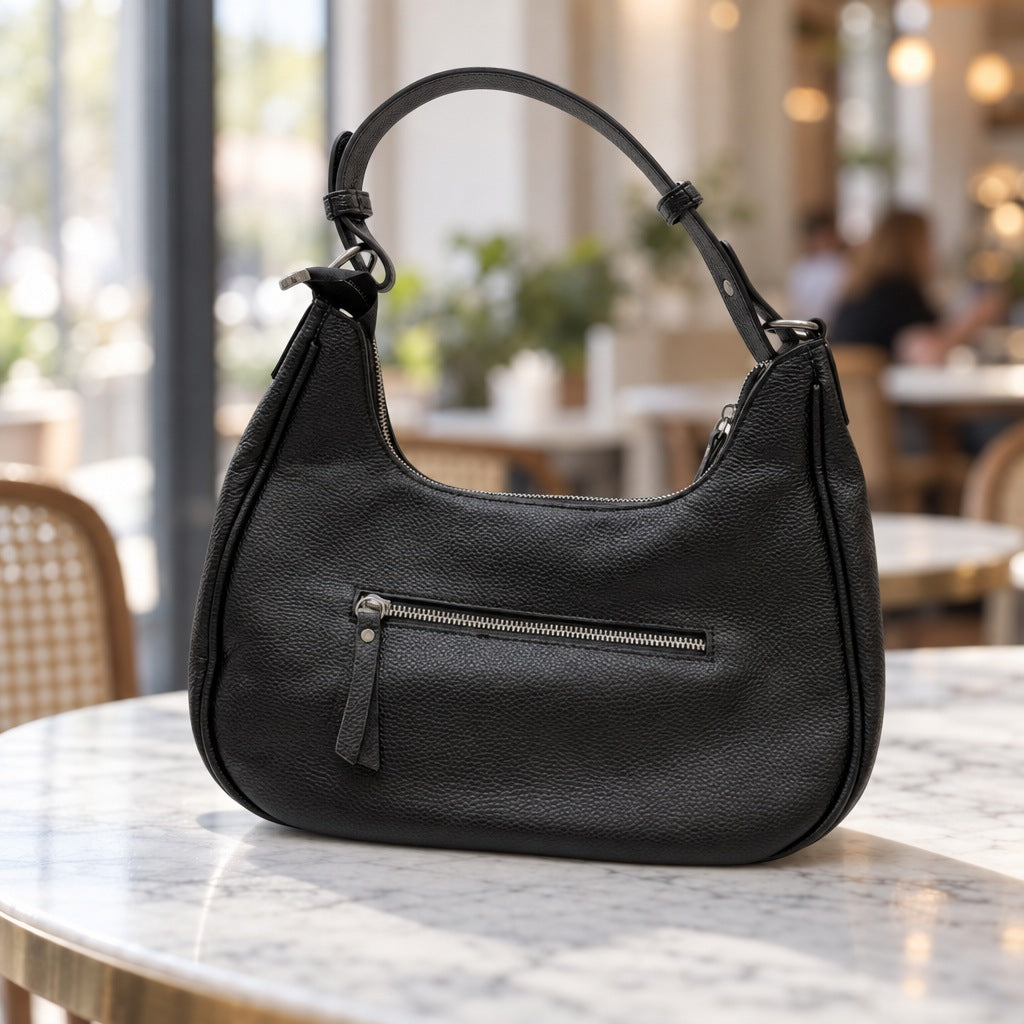 Zipper Purse in Black, front view [Black]