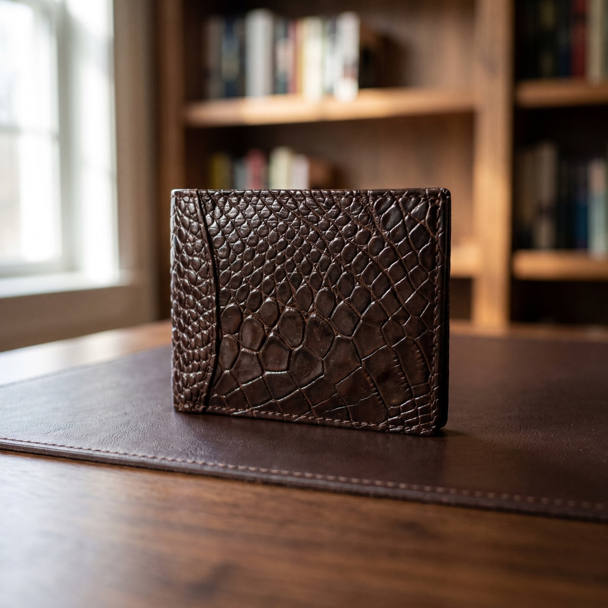 Crocodile Belly Bifold in Brown [Brown]