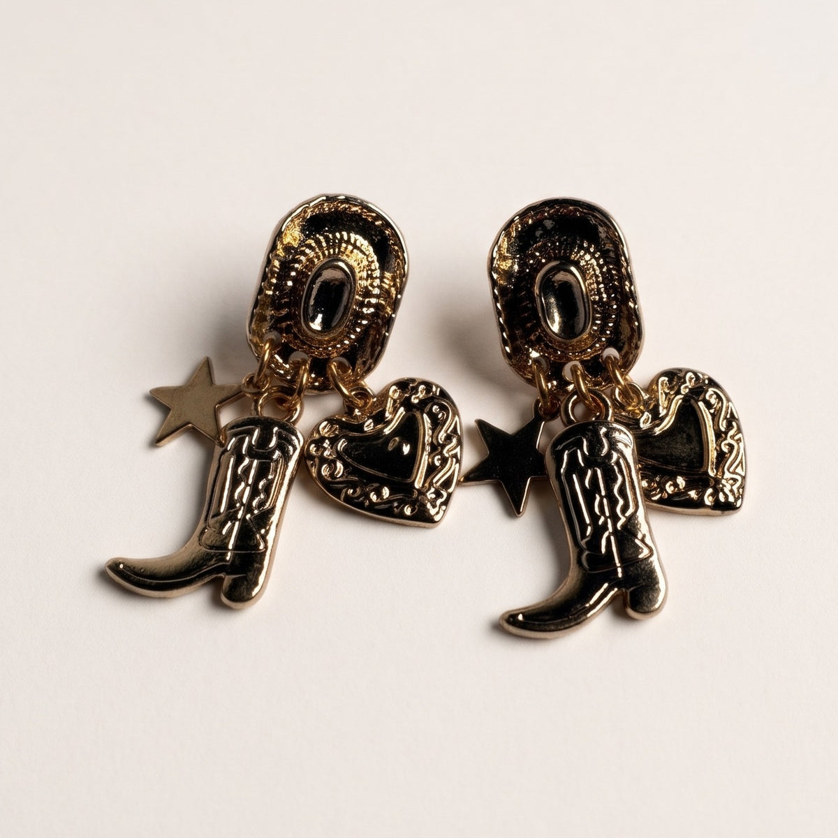Charm Cluster Earrings in Gold [Gold]