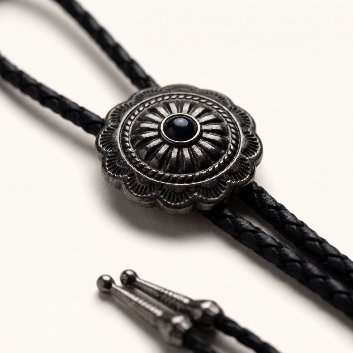 Concho Bolo Tie in Stone [Stone]